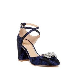 NEW! Badgley Mischka Embellshed Ankle Strap Sandal